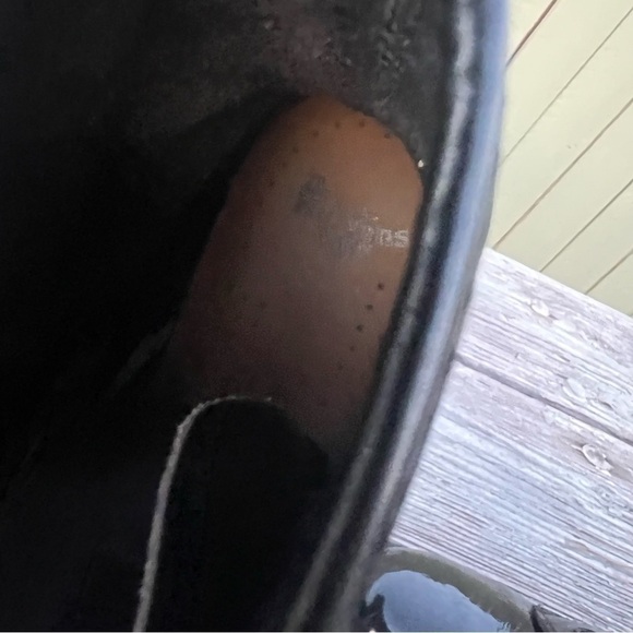 Dr. Martens 1460 Eight-Eye 8 Hole Patent Leather Boots Martens - Picture 4 of 11